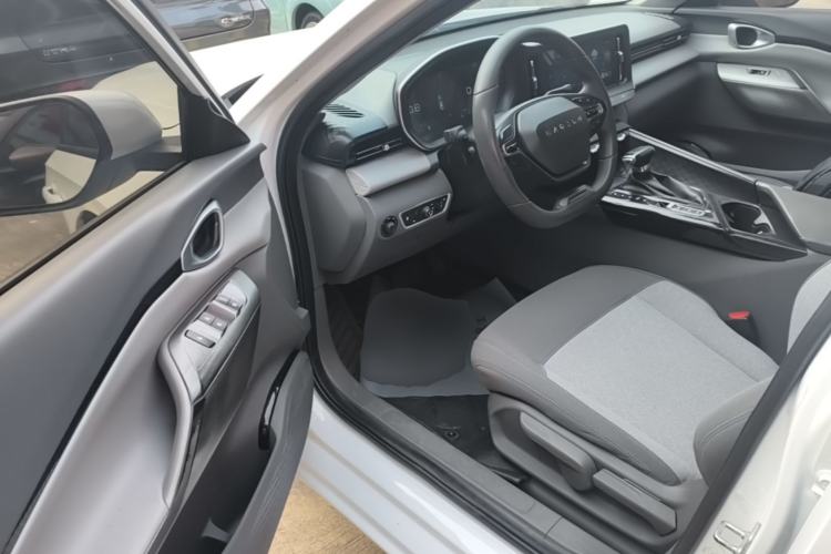 Used Baojun RC-5 2020 1.5L CVT Smart Elite Edition Driver Seat