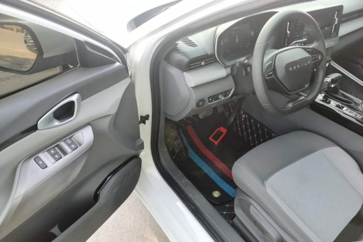 Used Baojun RC-5 2020 1.5L CVT Smart Elite Edition Driver Seat