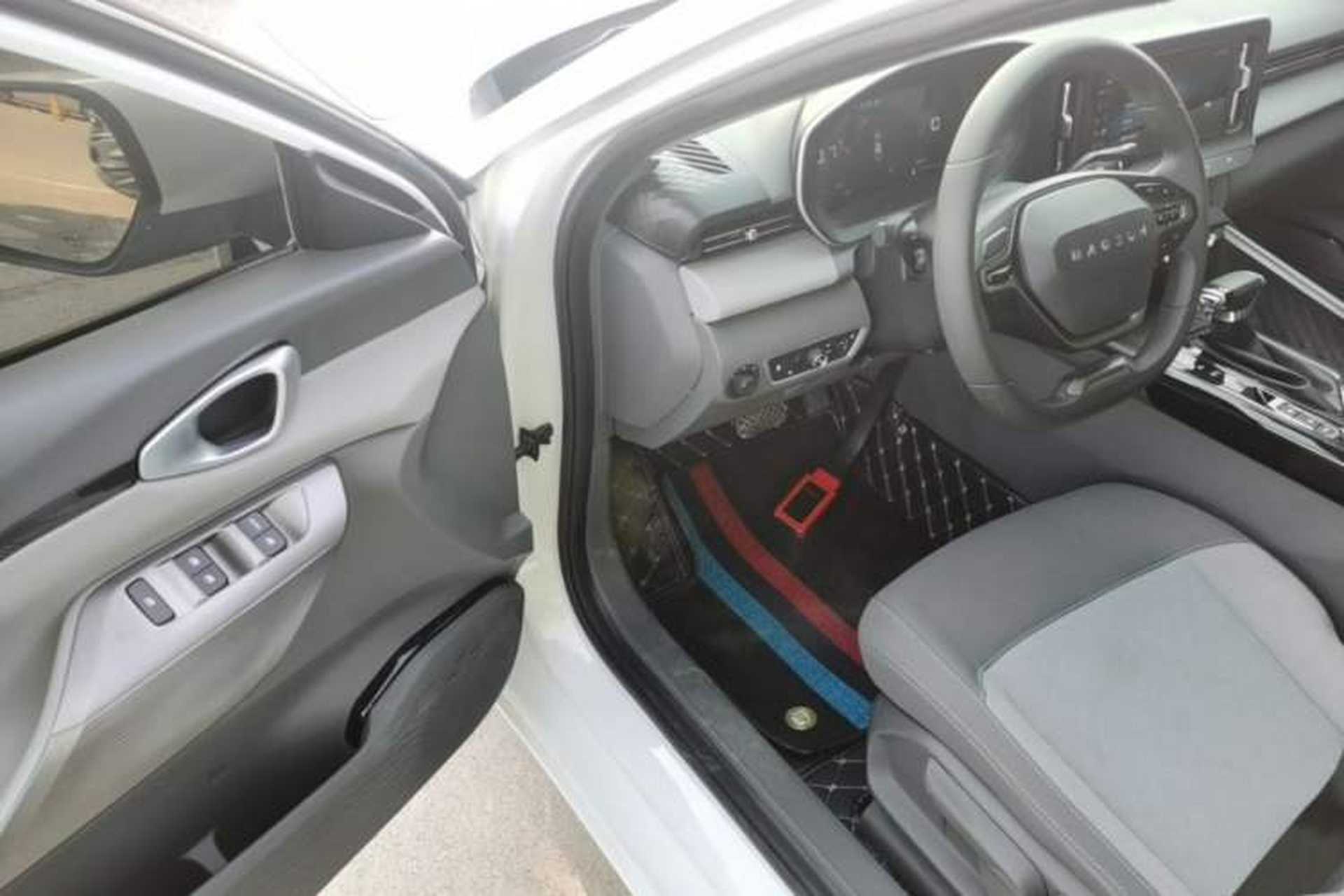 Used Baojun RC-5 2020 1.5L CVT Smart Elite Edition Driver Seat