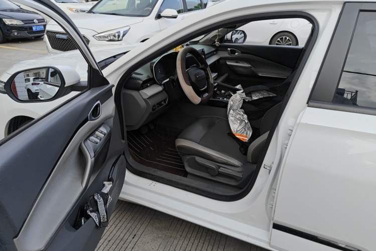 Used Baojun RC-5 2020 1.5T CVT Smart Luxury Edition Driver Seat