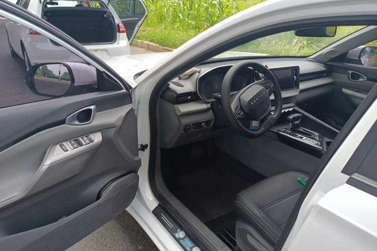 Used Baojun RC-5 2020 1.5L CVT Smart Elite Edition Driver Seat
