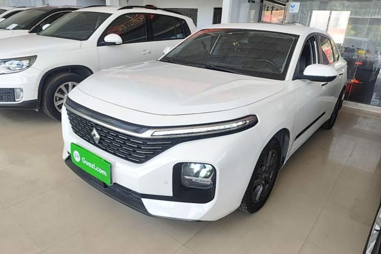 Used Baojun RC-5 2020 1.5L Manual Zhiyao Elite Edition Guazi used car, China used car export, Used car for sale, Used cars, Cheapest cars for sale