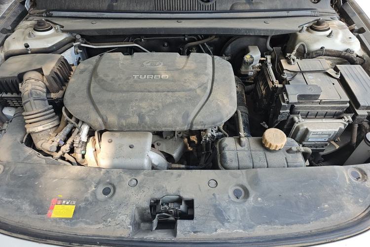 Used Baojun RC-5 2020 1.5T CVT Smart Luxury Edition Engine Bay