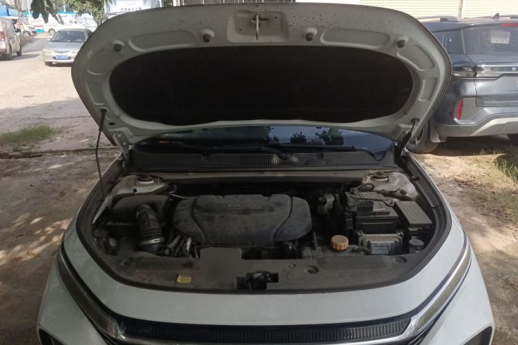 Used Baojun RC-5 2020 1.5T CVT Smart Shine Prestige Edition Engine Bay