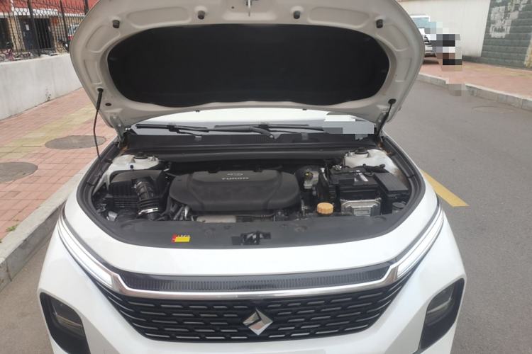 Used Baojun RC-5 2020 RC-5W 1.5T CVT Smart Shine Prestige Model Engine Bay