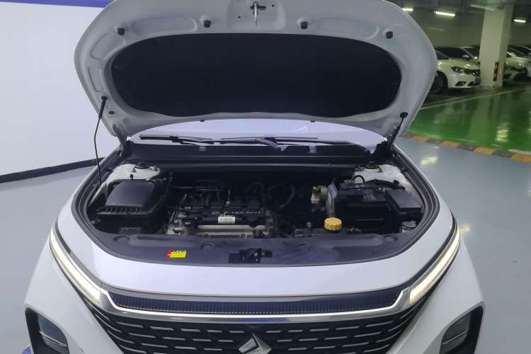 Used Baojun RC-5 2020 1.5L Manual Smart Luxury Edition Engine Bay