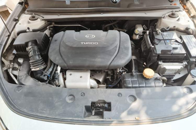 Used Baojun RC-5 2020 1.5T CVT Smart Shine Prestige Edition Engine Bay