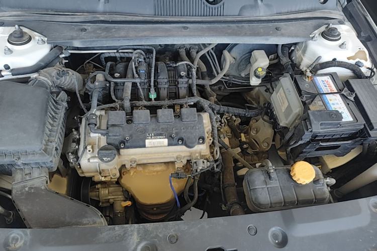 Used Baojun RC-5 2020 1.5L Manual Zhiyao Elite Edition Engine Bay
