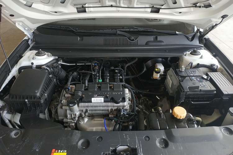 Used Baojun RC-5 2020 1.5L Manual Zhiyao Elite Edition Engine Bay