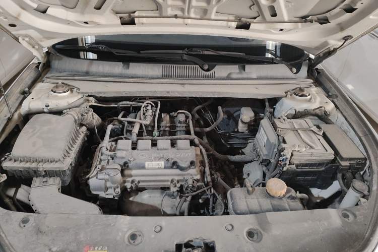 Used Baojun RC-5 2020 1.5L Manual Zhiyao Elite Edition Engine Bay