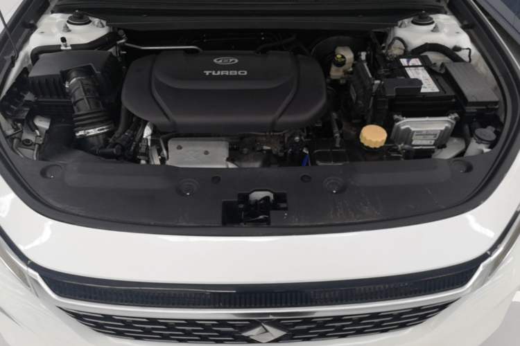 Used Baojun RC-5 2020 1.5T CVT Smart Shine Flagship Edition Engine Bay