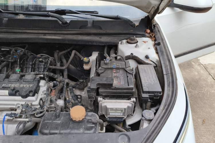 Used Baojun RC-5 2020 1.5L CVT Smart Elite Edition Engine Bay Left