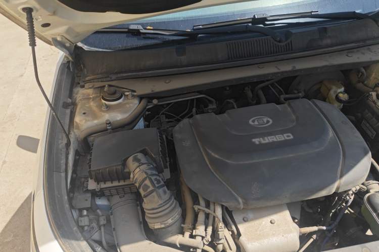 Used Baojun RC-5 2020 1.5T CVT Smart Luxury Edition Engine Bay Right