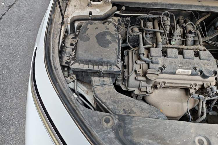 Used Baojun RC-5 2020 RC-5W 1.5L Manual Zhizhao Elite Edition Engine Bay Right