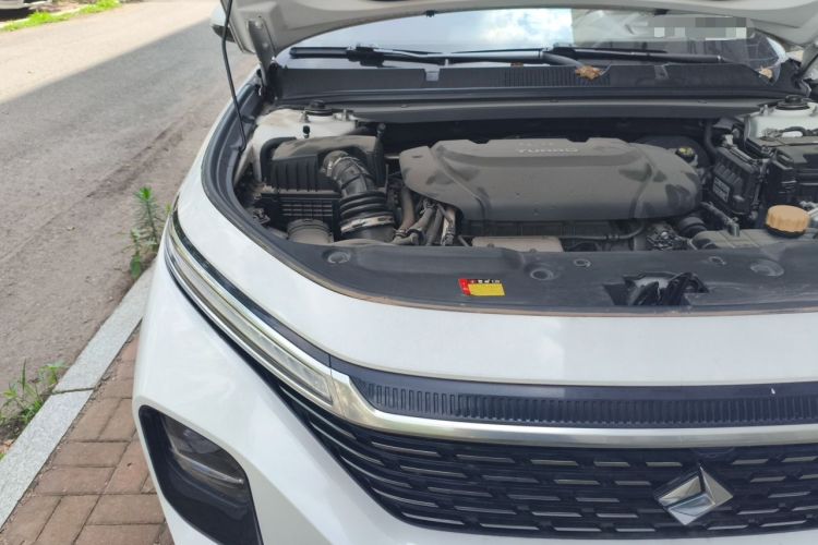 Used Baojun RC-5 2020 1.5T CVT Smart Luxury Edition Engine Bay Right