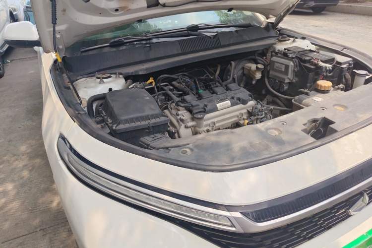 Used Baojun RC-5 2020 1.5L Manual Zhiyao Elite Edition Engine Bay Right