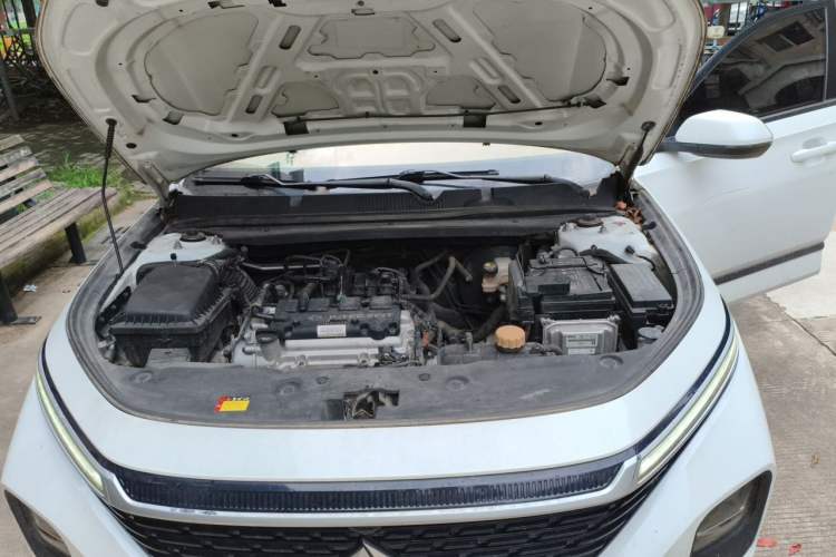 Used Baojun RC-5 2020 1.5L CVT Smart Elite Edition Engine Bay