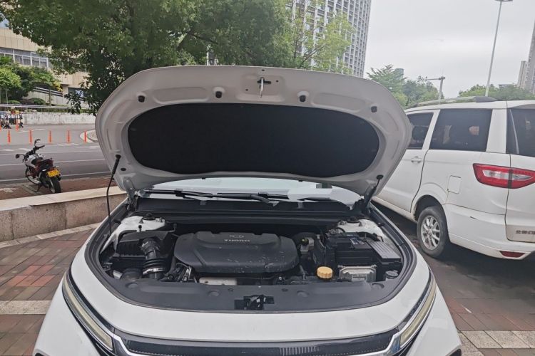 Used Baojun RC-5 2020 1.5T CVT Smart Luxury Edition Engine Bay
