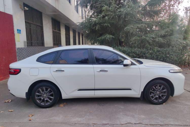 Used Baojun RC-5 2020 1.5L Manual Smart Luxury Edition Exterior 3