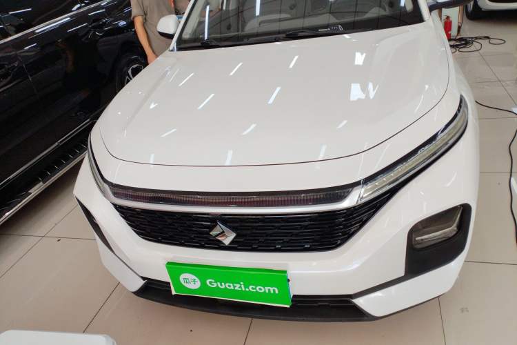 Used Baojun RC-5 2020 RC-5W 1.5L Manual Zhizhao Elite Edition Front