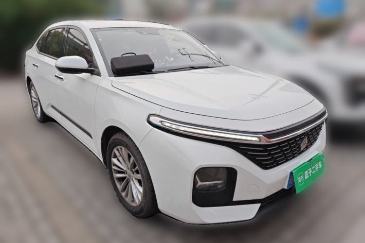 Used Baojun RC-5 2020 1.5T CVT Smart Luxury Edition Front Right 45 Deg