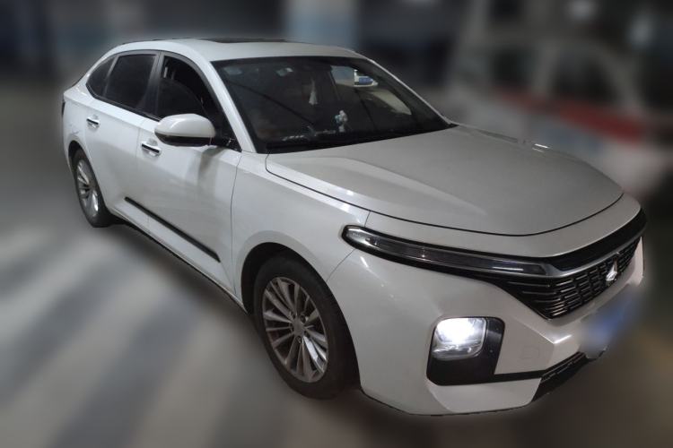 Used Baojun RC-5 2020 1.5T CVT Smart Shine Prestige Edition Front Right 45 Deg