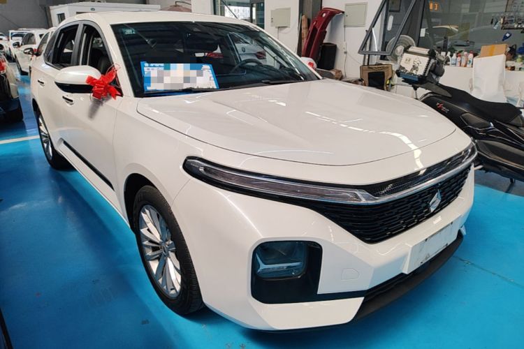 Used Baojun RC-5 2020 1.5T CVT Smart Shine Prestige Edition Front Right 45 Deg