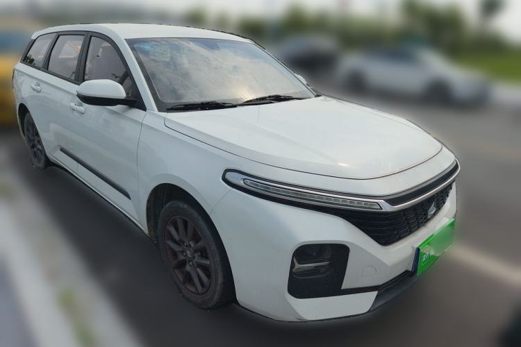 Used Baojun RC-5 2020 RC-5W 1.5L Manual Zhizhao Elite Edition Front Right 45 Deg
