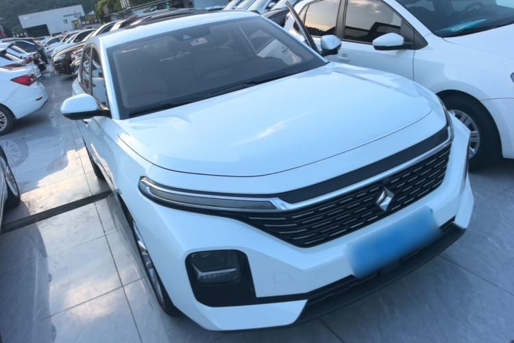 Used Baojun RC-5 2020 1.5T CVT Smart Shine Prestige Edition Front Right 45 Deg