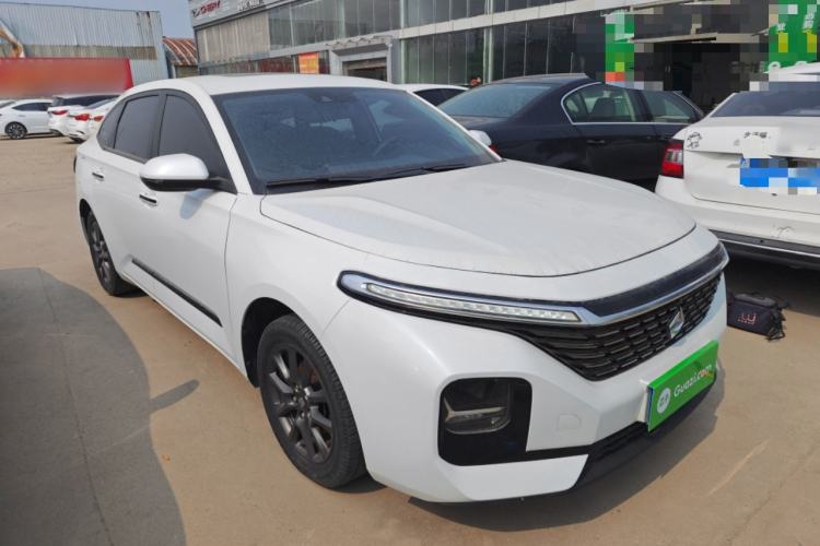 Used Baojun RC-5 2020 1.5L Manual Smart Luxury Edition Front Right 45 Deg
