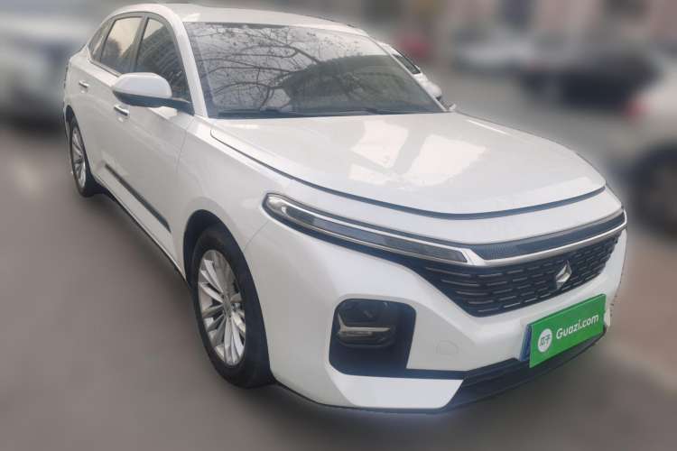 Used Baojun RC-5 2020 1.5T CVT Smart Shine Prestige Edition Front Right 45 Deg