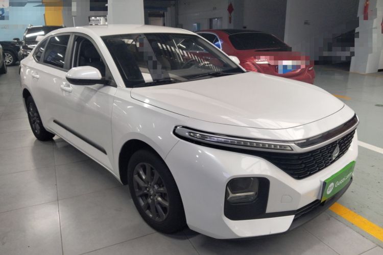 Used Baojun RC-5 2020 1.5L CVT Smart Elite Edition Front Right 45 Deg