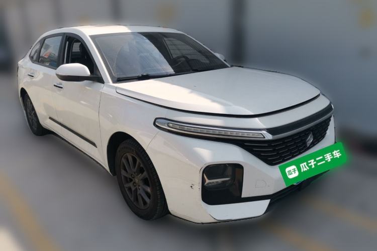 Used Baojun RC-5 2020 1.5L Manual Smart Luxury Edition Front Right 45 Deg