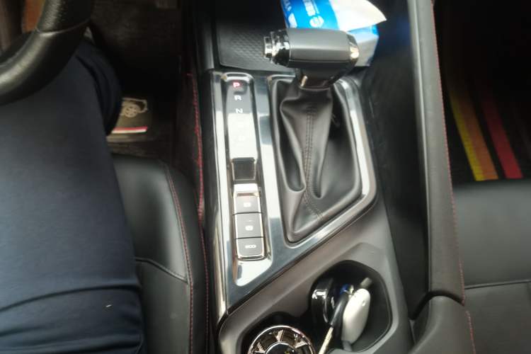 Used Baojun RC-5 2020 RC-5W 1.5T CVT Smart Shine Prestige Model Gear Lever