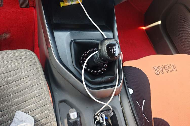 Used Baojun RC-5 2020 1.5L Manual Smart Luxury Edition Gear Lever