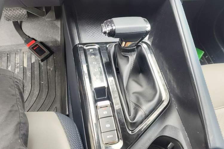Used Baojun RC-5 2020 1.5T CVT Smart Shine Prestige Edition Gear Lever
