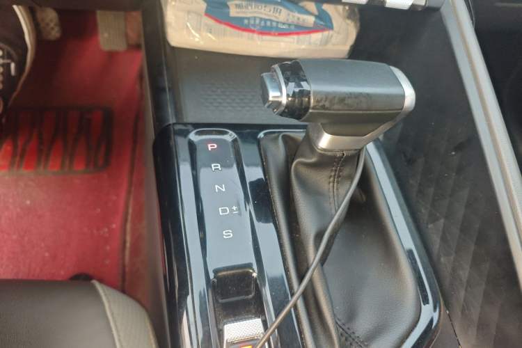 Used Baojun RC-5 2020 1.5T CVT Smart Luxury Edition Gear Lever