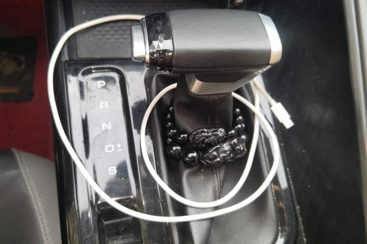 Used Baojun RC-5 2020 1.5T CVT Smart Luxury Edition Gear Lever
