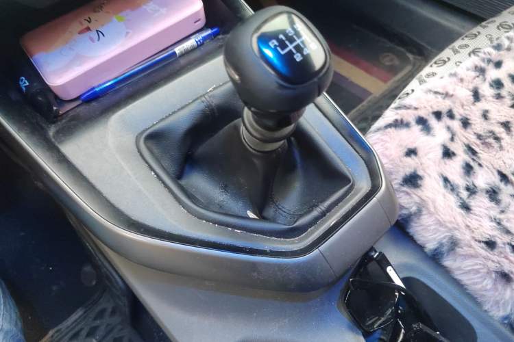 Used Baojun RC-5 2020 RC-5W 1.5L Manual Zhizhao Elite Edition Gear Lever