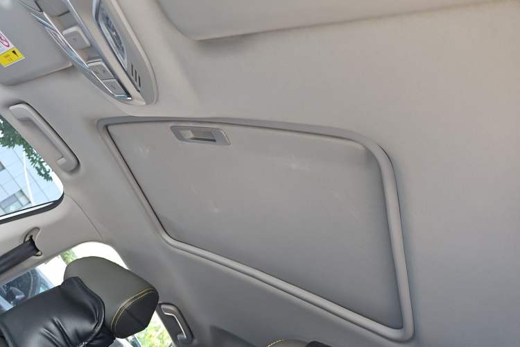 Used Baojun RC-5 2020 1.5T CVT Smart Luxury Edition Headliner