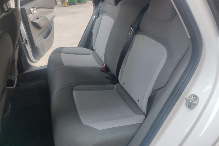 Used Baojun RC-5 2020 1.5L Manual Zhiyao Elite Edition Interior 1