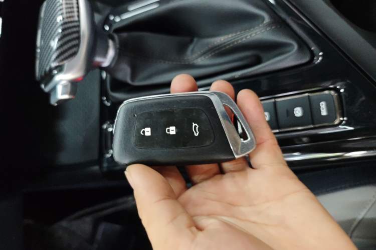 Used Baojun RC-5 2020 1.5T CVT Smart Shine Prestige Edition Interior 1