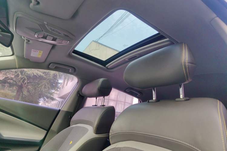 Used Baojun RC-5 2020 1.5L Manual Smart Luxury Edition Interior 11