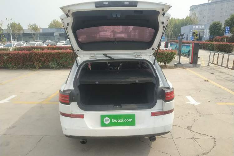 Used Baojun RC-5 2020 RC-5W 1.5T CVT Smart Shine Prestige Model Interior 3