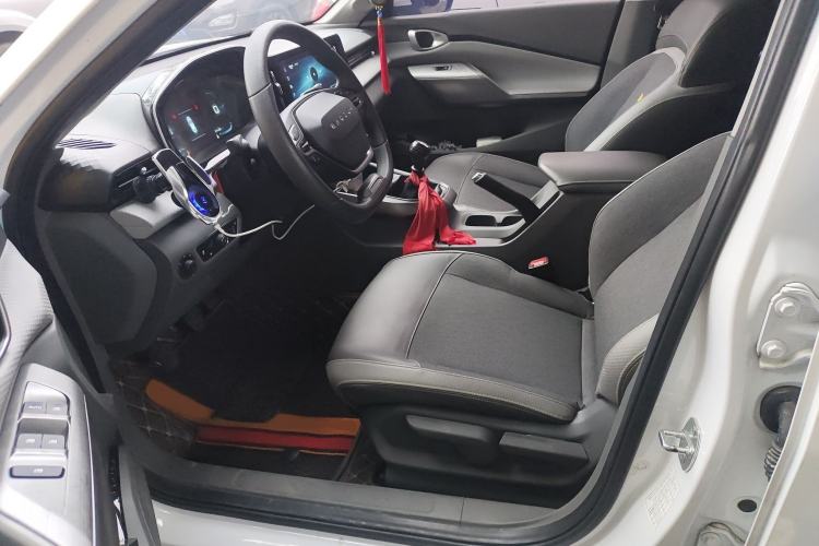 Used Baojun RC-5 2020 1.5L Manual Smart Luxury Edition Interior 3
