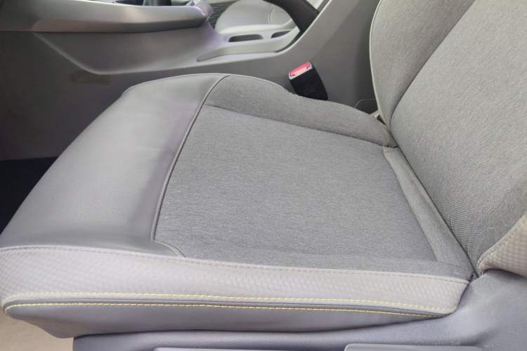 Used Baojun RC-5 2020 1.5L Manual Smart Luxury Edition Interior 3
