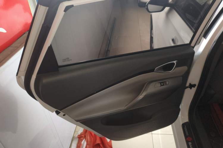 Used Baojun RC-5 2020 1.5L CVT Smart Elite Edition Interior 8