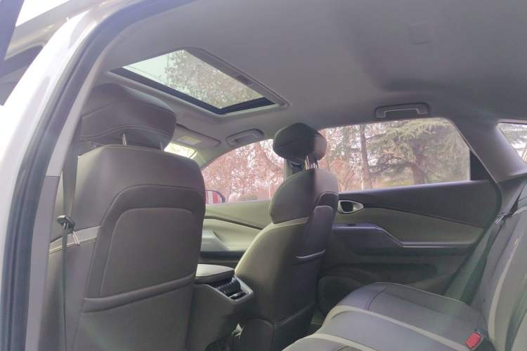 Used Baojun RC-5 2020 1.5L Manual Smart Luxury Edition Interior 8