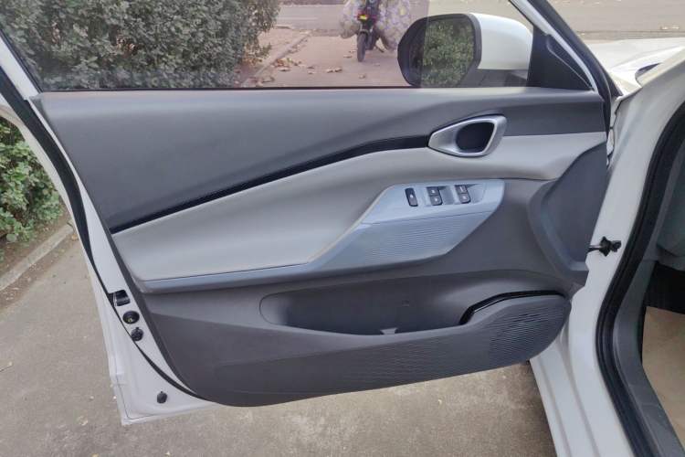 Used Baojun RC-5 2020 1.5L Manual Smart Luxury Edition Interior 9