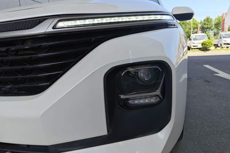 Used Baojun RC-5 2020 1.5L Manual Zhiyao Elite Edition Left Front Headlight